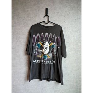 Vintage 1990’s Anaheim Mighty Ducks DISTRESSED Black Short Sleeve T-Shirt Size L
